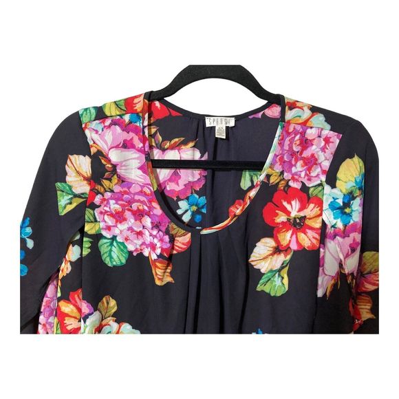 Spense Black Floral Flowing Smocked Top with Split Bell Sleeves Womens Medium - Picture 3 of 6